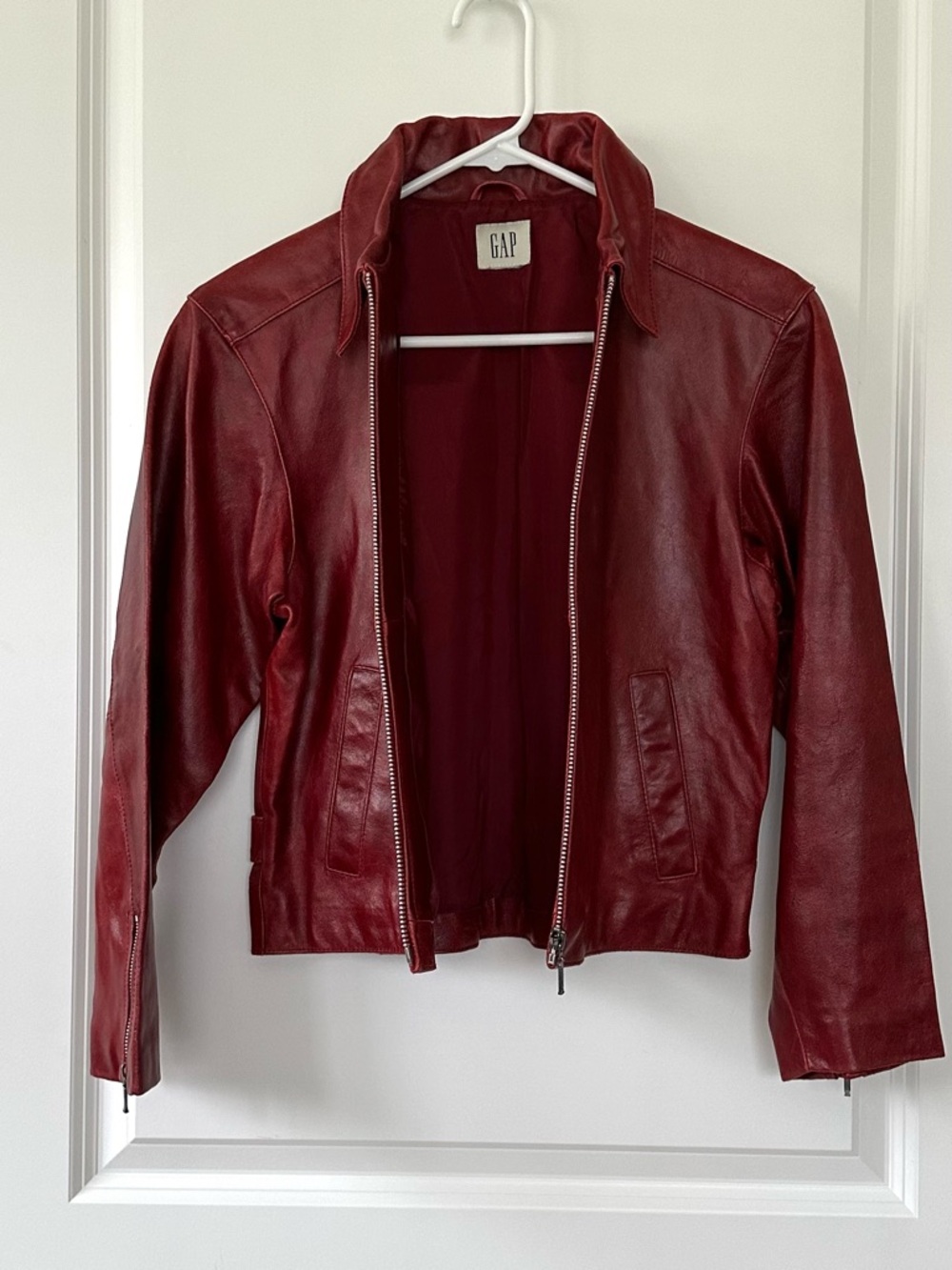 Vintage 2000’s GAP Red Leather Zip-Up Jacket - Picture 2 of 15